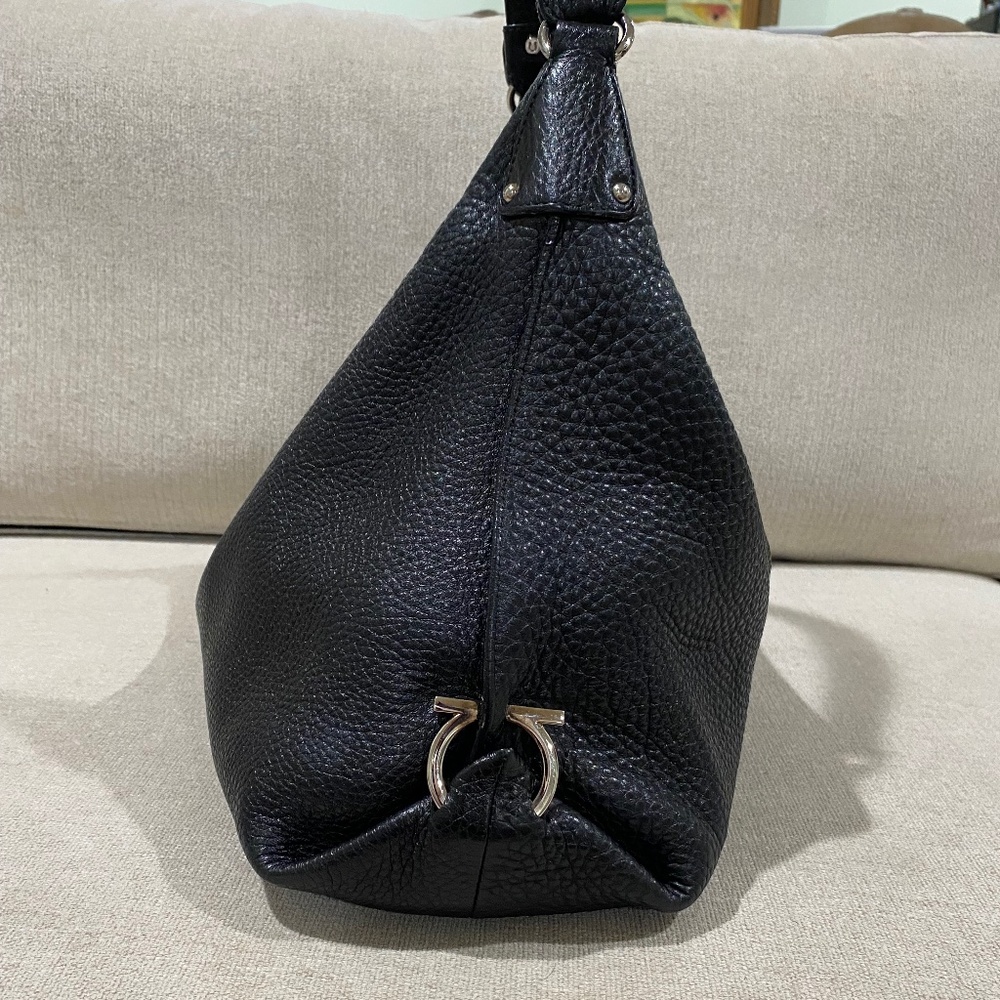 Salvatore ferragamo bag - Picture 6 of 17